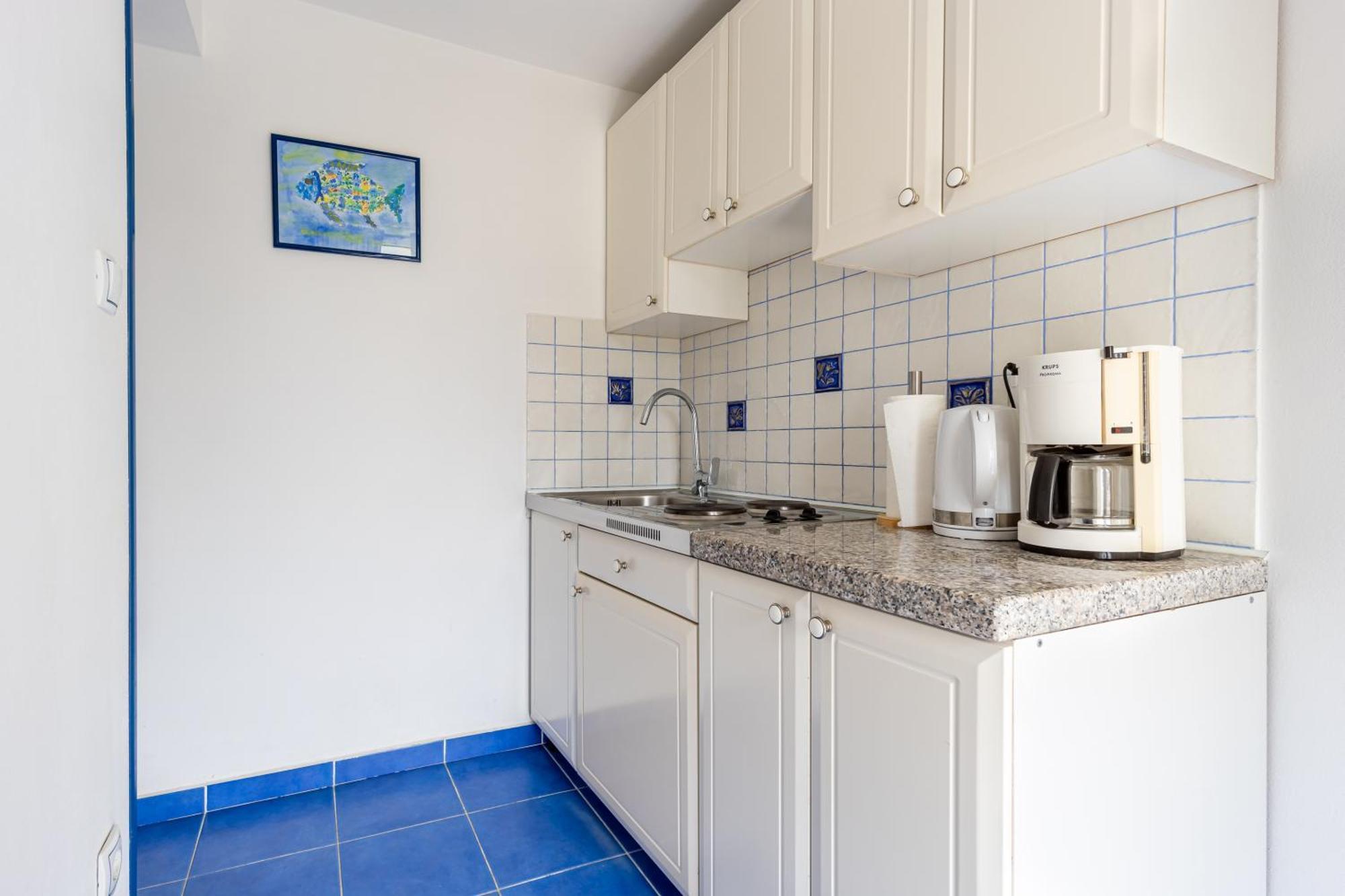 Apartments Sea View ラバック 部屋 写真