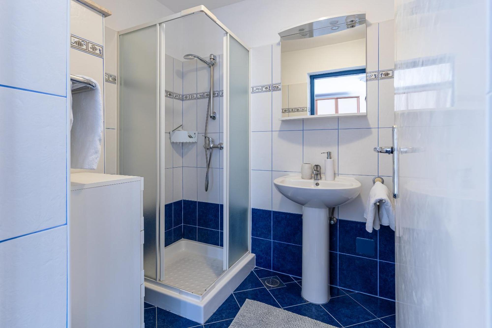 Apartments Sea View ラバック 部屋 写真