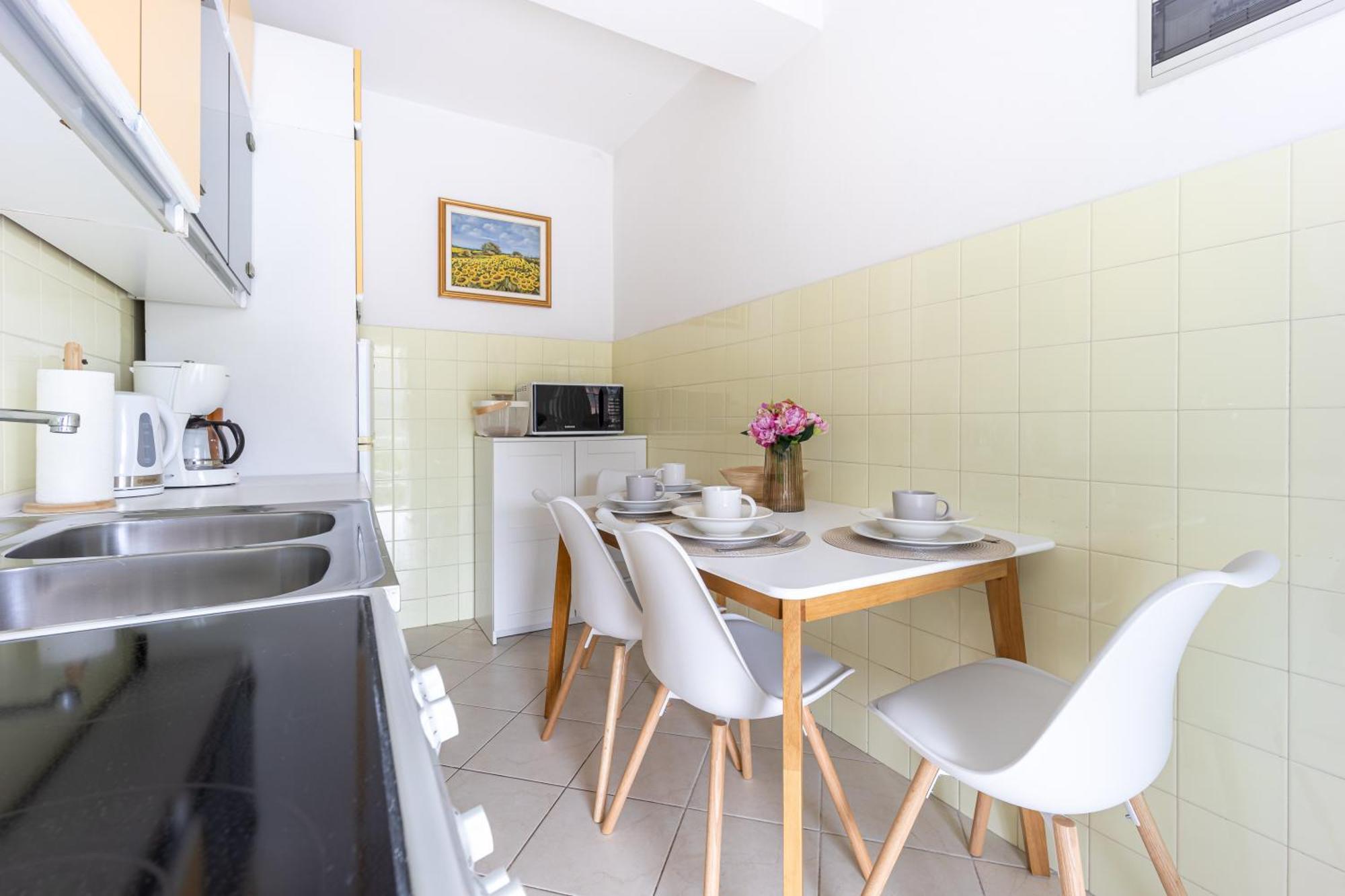 Apartments Sea View ラバック エクステリア 写真