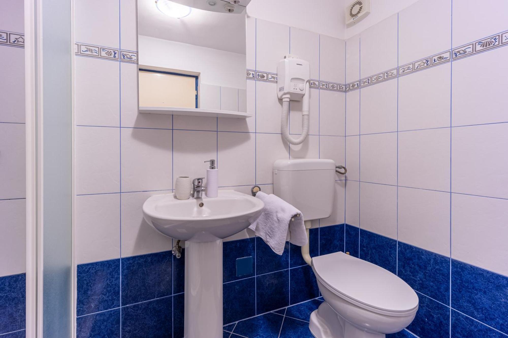 Apartments Sea View ラバック 部屋 写真